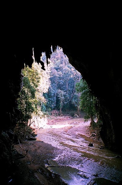 Nam Lod Cave