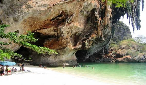 Phranang Cave Bay